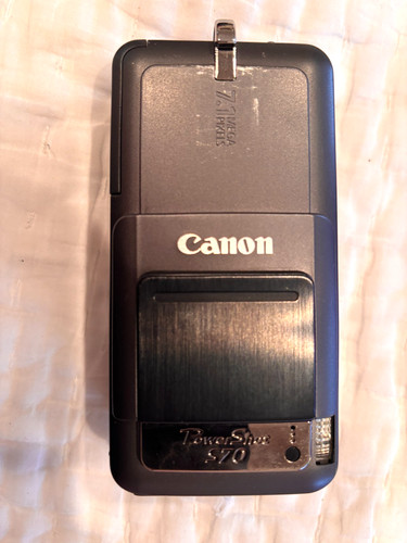 Canon powershot s70 digital - s70,